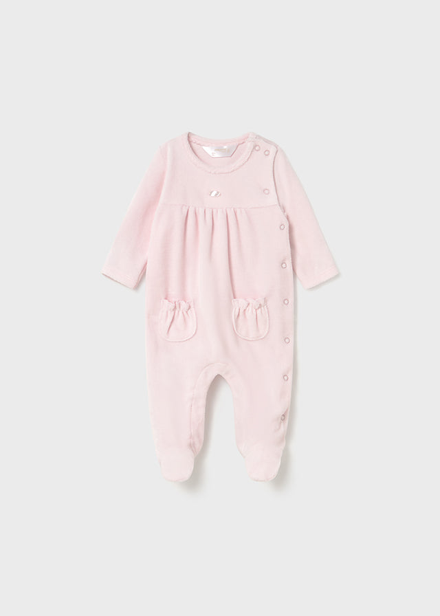 Sett med to heldresser lyserosa velour