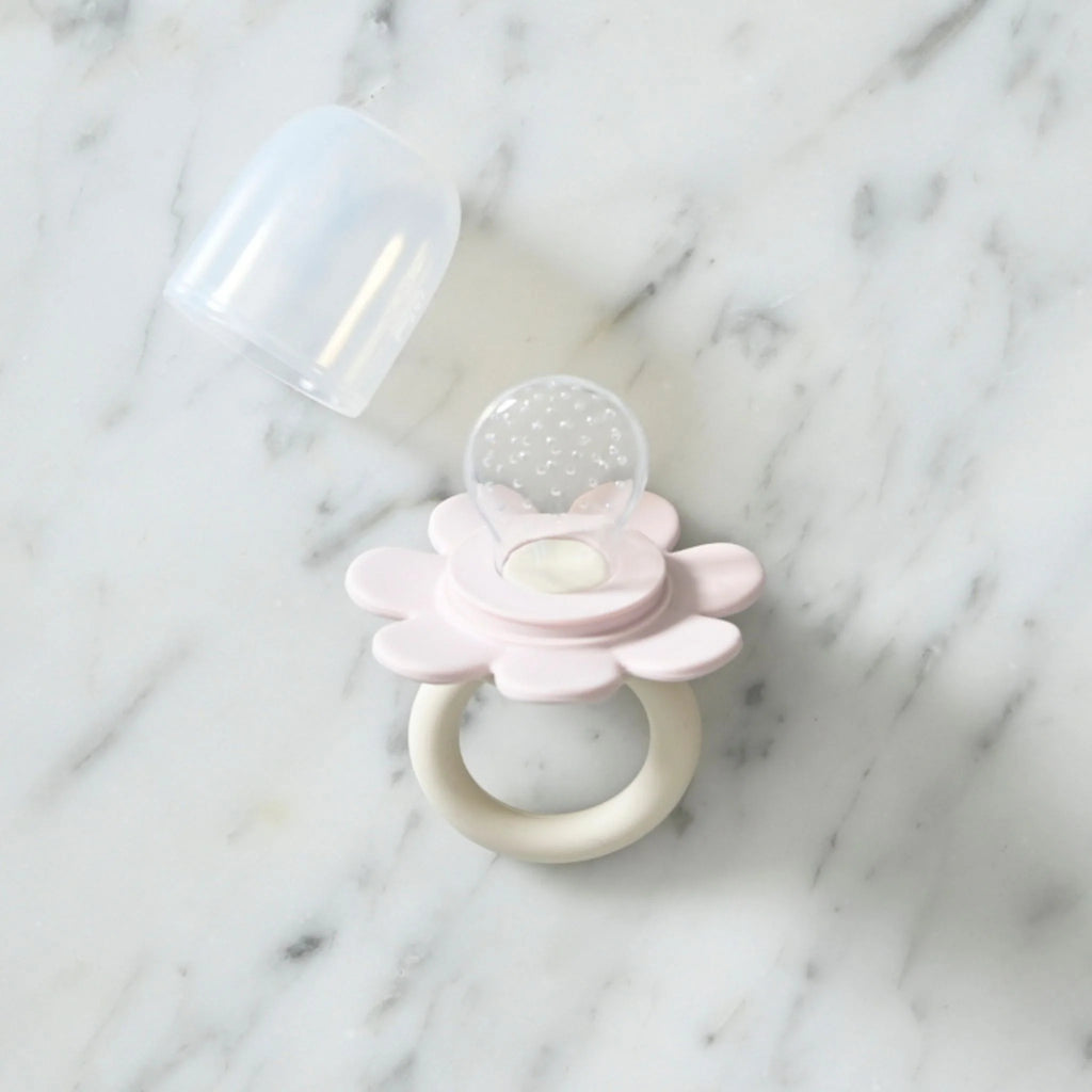 Poppy Fruit Feeder Cream & Light Pink