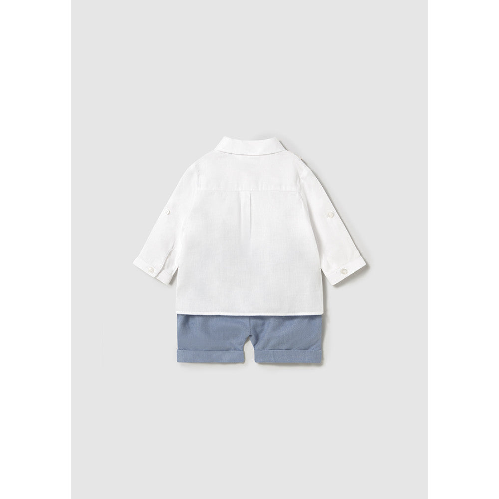 Sett med skjorte, vest og shorts