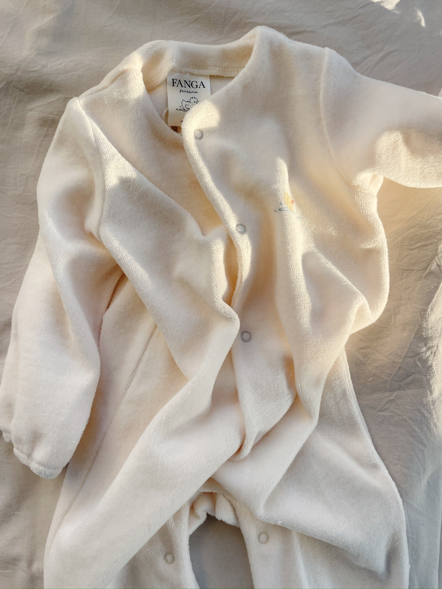Elu Onesie Antique White