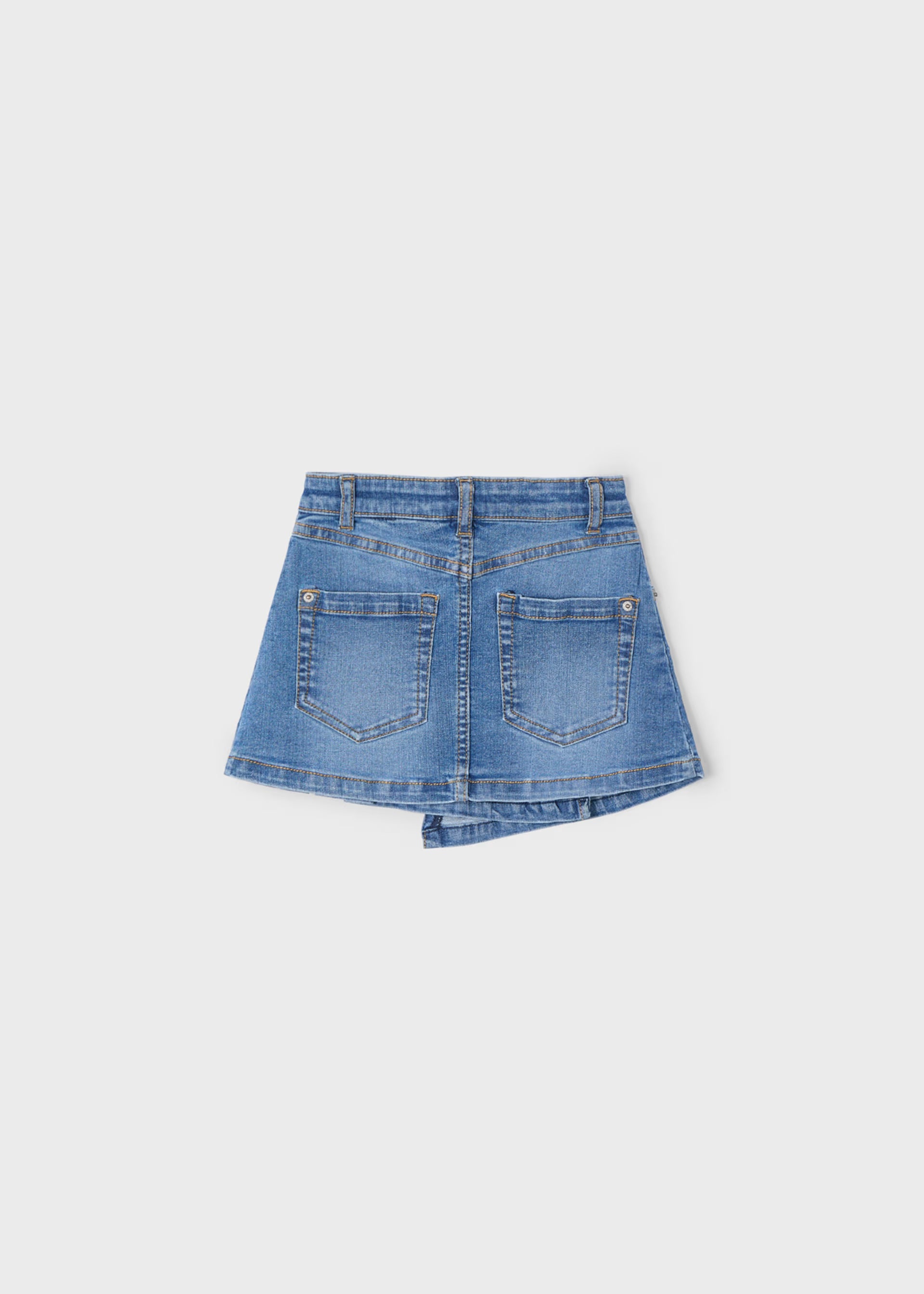 Asymmetrisk olaskjørt